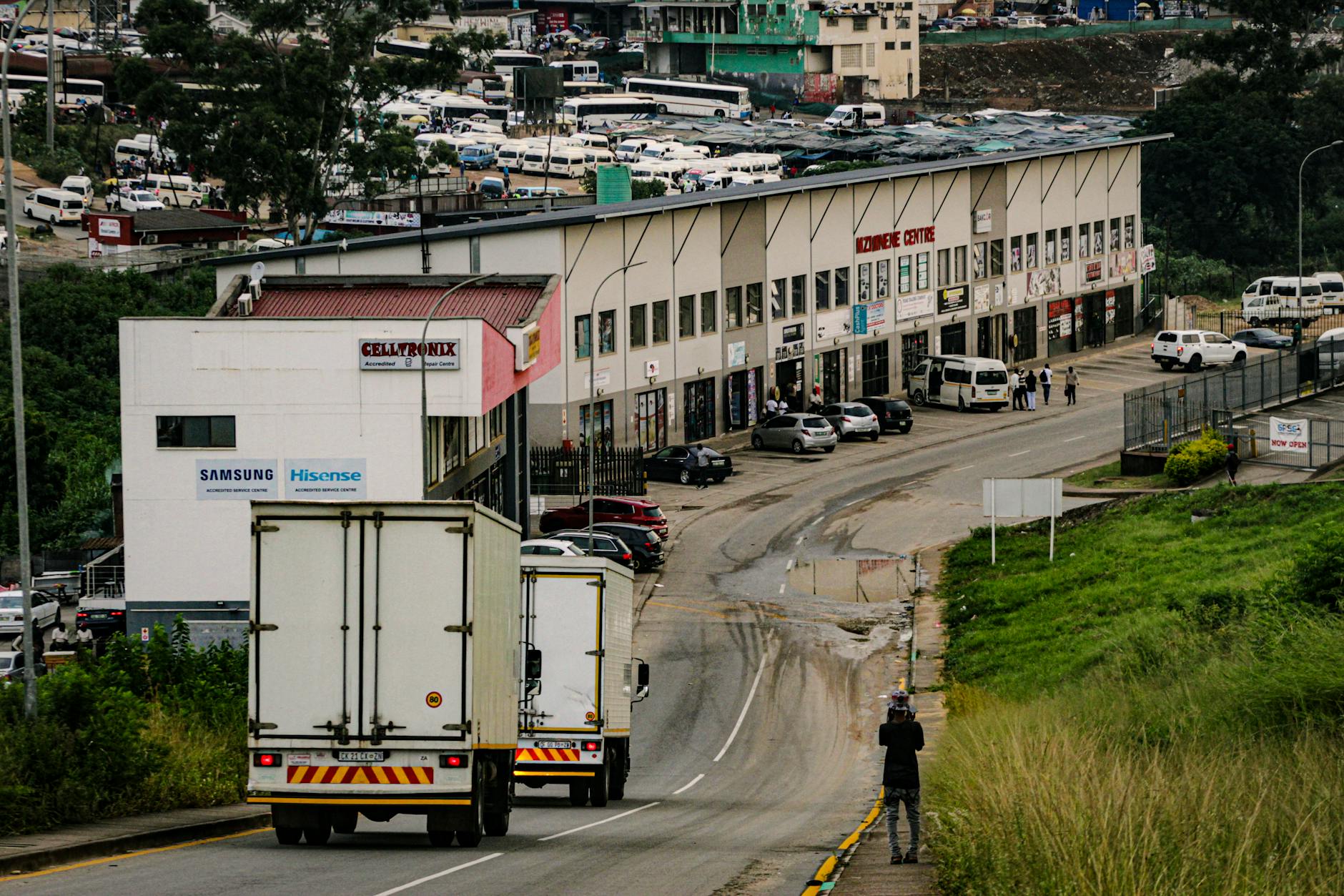 Ilustracja przedstawiająca scenę festiwalową z logo Dni Sycowa 2026 i symbolem zdrowia.